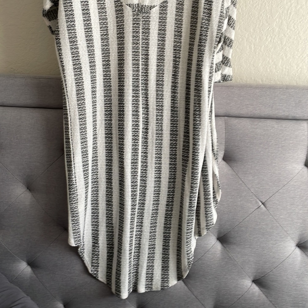 Francesca Duster - Picture 5 of 8